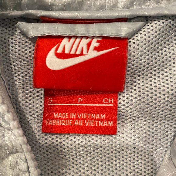 Silver/White Nike Sportswear Windrunner Jacket - Picture 2 of 5